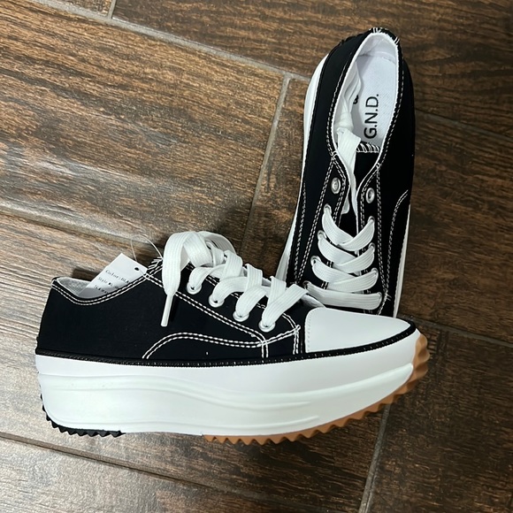 GND Shoes - 🚨🚨SOLD ON LIVE SHOW🚨🚨 Platform sneakers 👟